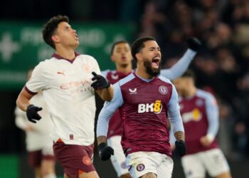 Aston Villa đã tạo nên kì tích khi đánh bại Man City như thế nào