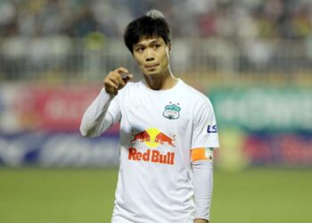 Công Phượng lặng im, HAGL thua trận mở màn dưới thời Kiatisuk