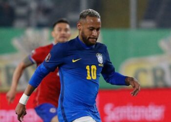 Diện mạo mới của cựu chân sút PSG gây sốc