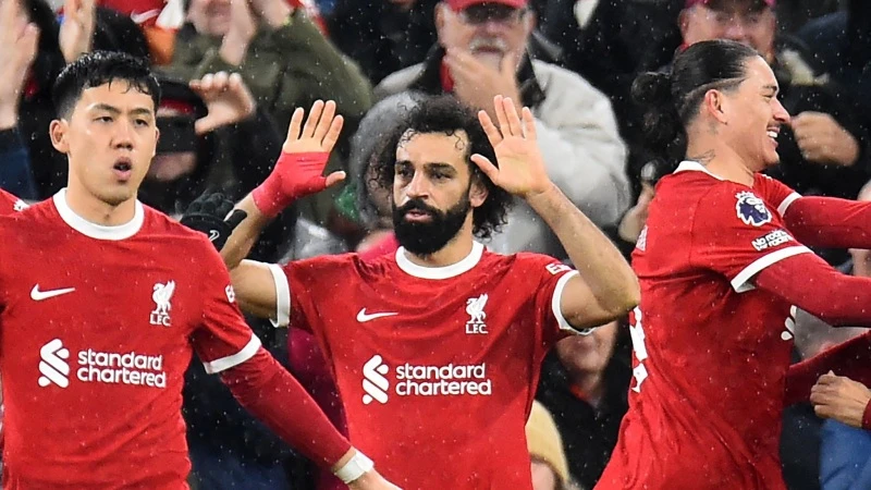 Khoảnh khắc ý nghĩa giữa Jurgen Klopp và Mohamed Salah