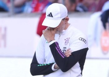 Thomas Tuchel nhận trận thua đầu tiên cùng CLB Bayern Munich