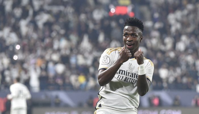 Vinicius bị phân biệt chủng tộc ở trận Derby Madrid