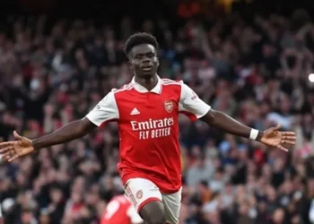 Sau trận hòa Liverpool và Man City, Bukayo Saka bình luận sốc