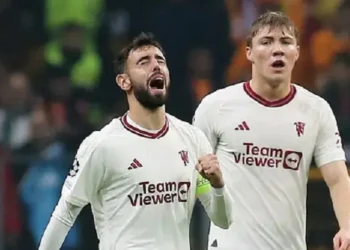 Bruno Fernandes thất vọng về André Onana