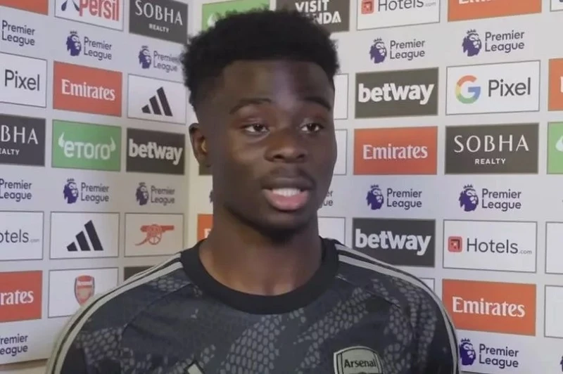 Bukayo Saka trình bày phản ứng từ Arsenal sau trận hòa Liverpool và Man City