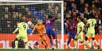 Cú sốc Arsenal mang đến tin cực vui cho Man Utd