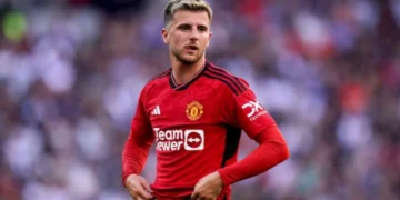 Mason Mount đưa ra quyết định quan trọng trong màu áo MU.