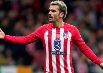 MU đề nghị mức lương gấp 3 lần để chiêu mộ Griezmann.