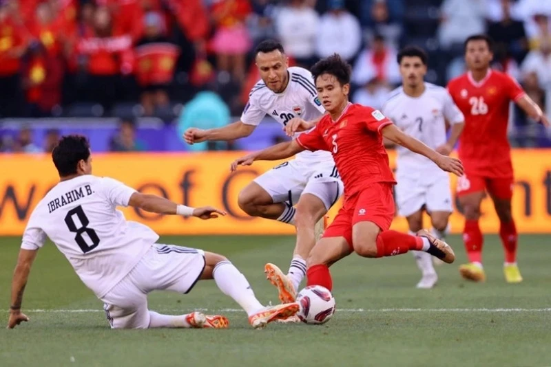 Quang Hải đã đi vào lịch sử Asian Cup, dù đội tuyển Việt Nam bị loại quá sớm