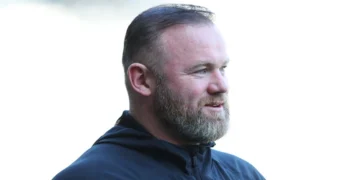 Rooney gây xôn xao khi chỉ định HLV mới cho MU.