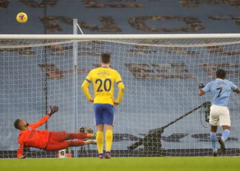 5 Điểm nhấn trận Manchester City vs Brighton: Lại là Sterling