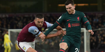 Andrew Robertson đã đi vào lịch sử Liverpool sau trận thắng Aston Villa