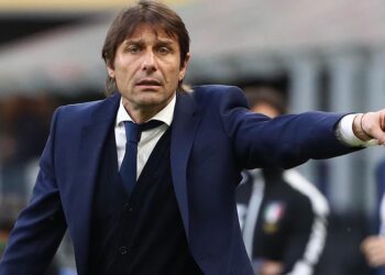 Antonio Conte lên kế hoạch mua bom xịt một thời của Man United