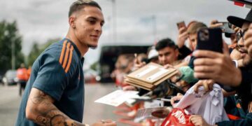 NÓNG: Antony có tên trong đội hình đá chính của MU với Arsenal