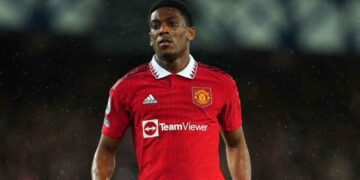 Erik ten Hag cập nhật tình hình chấn thương của Anthony Martial