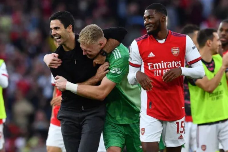 Mikel Arteta khiến Aaron Ramsdale nể phục