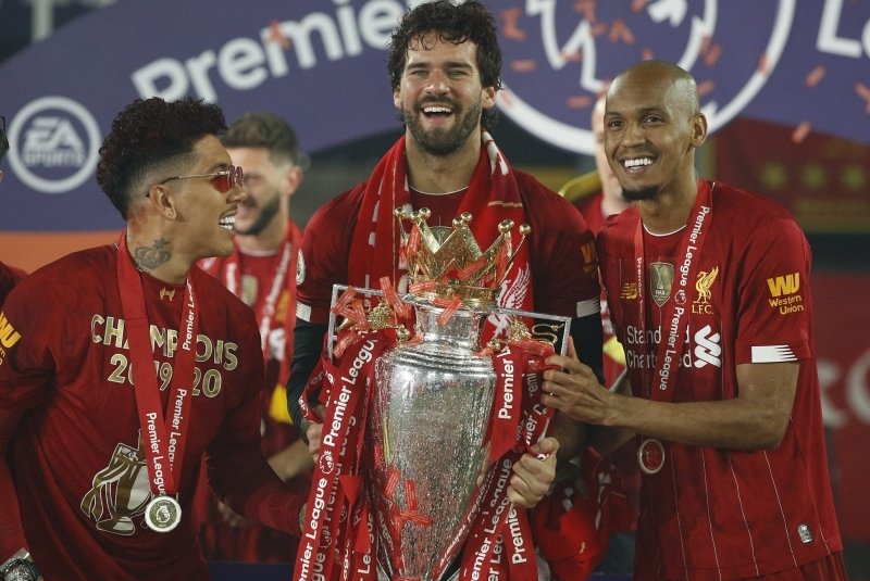 5 thủ môn Liverpool hay nhất mọi thời đại, Alisson không có tên | Hình 3