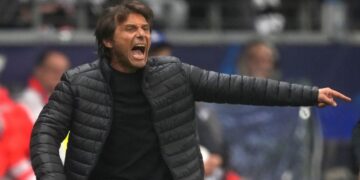 Antonio Conte thừa nhận khó khăn sau trận hòa thất vọng với Frankfurt