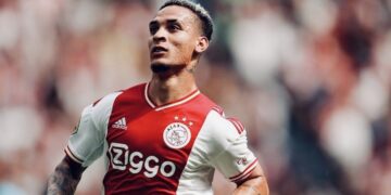 Ajax ra giá 100 triệu euro, MU chuẩn bị kích nổ bom tấn hàng công?