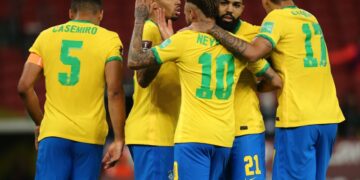 Hai Sao tuyển Brazil gặp sự cố lớn trước thềm World Cup 2022
