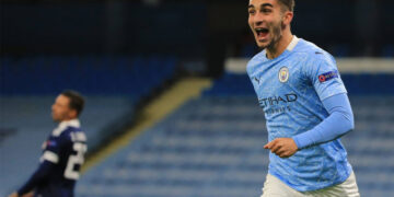 3 trận 3 bàn thắng, Pep cần gì hơn ở Ferran Torres?