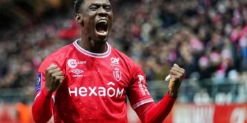 7 bản hợp đồng mượn ghi bàn nhiều nhất trong lịch sử: Sao trẻ Arsenal góp mặt