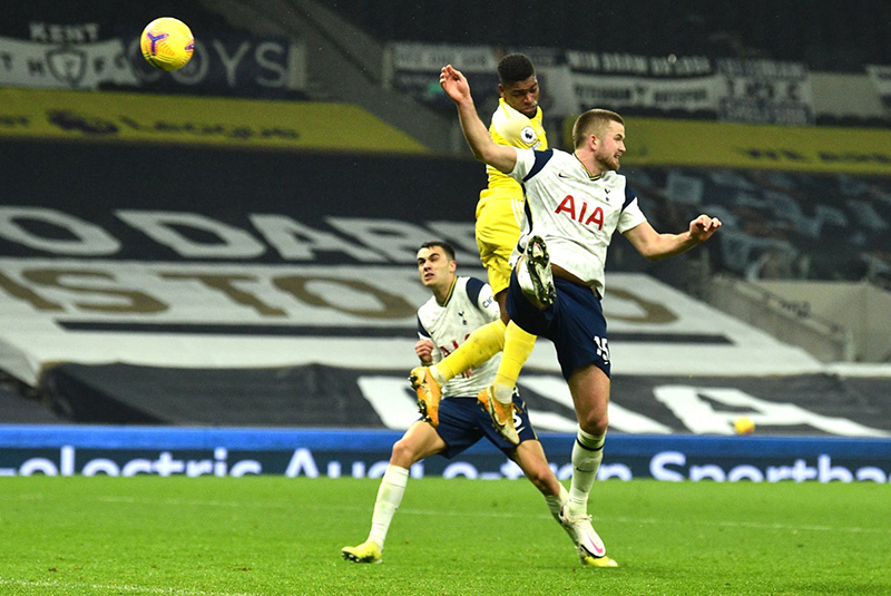 5 Điểm nhấn Tottenham vs Fulham: Một cánh én sao làm nên mùa xuân? | Hình 3 Ivan Cavaleiro đã có pha đánh đầu hoàn hảo vào lưới Spurs