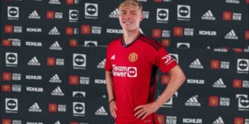 2 lý do khiến Rasmus Hojlund chưa thể ra mắt Manchester United