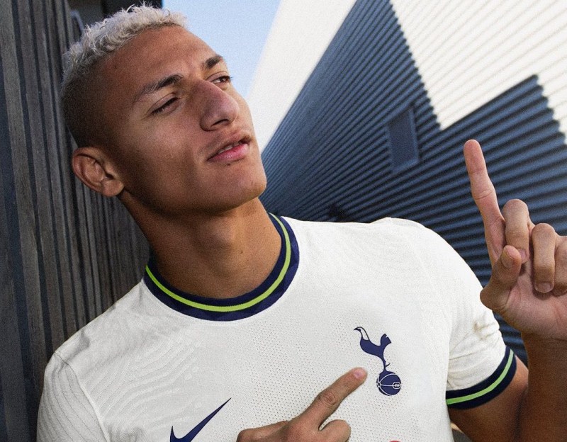 Richarlison đầu quân cho Tottenham Hotspur