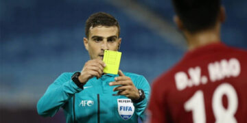 AFC thay đổi trọng tài phụ trách VAR trận Việt Nam vs Nhật Bản