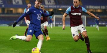 5 điểm nóng trận đại chiến top 4 giữa West Ham vs Chelsea