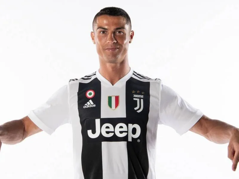 Cristiano Ronaldo (117 triệu euro từ Real Madrid sang Juventus, mùa giải 2018/19)